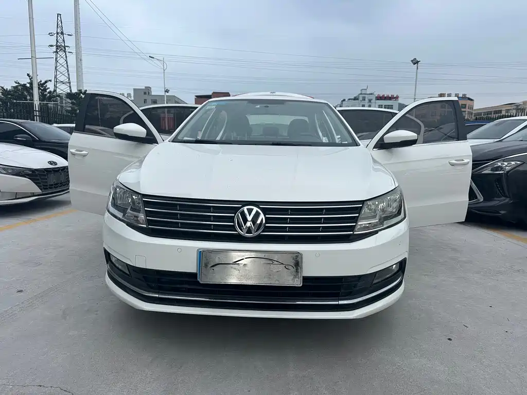 Volkswagen Lavida 2017 1.6L AT Comfort