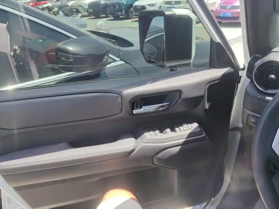 Toyota Prado 2024 Silver/gray из Китая