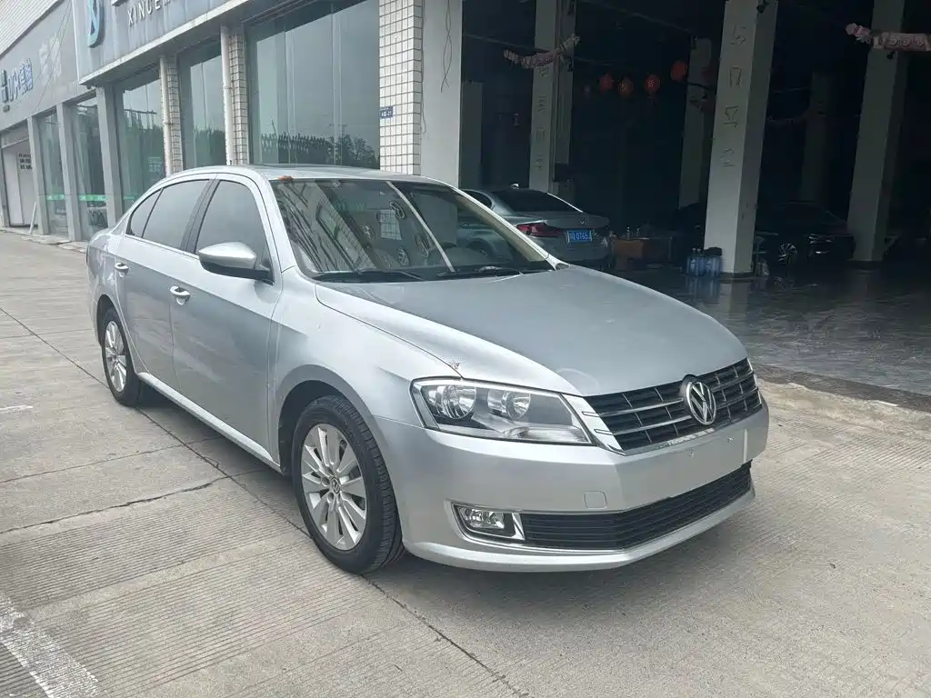 Volkswagen Lavida — миниатюра 2