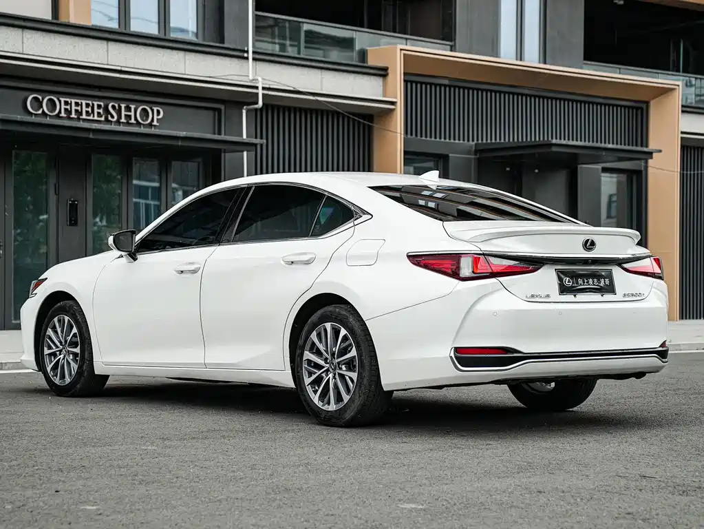 Lexus ES 2024 200 Premium