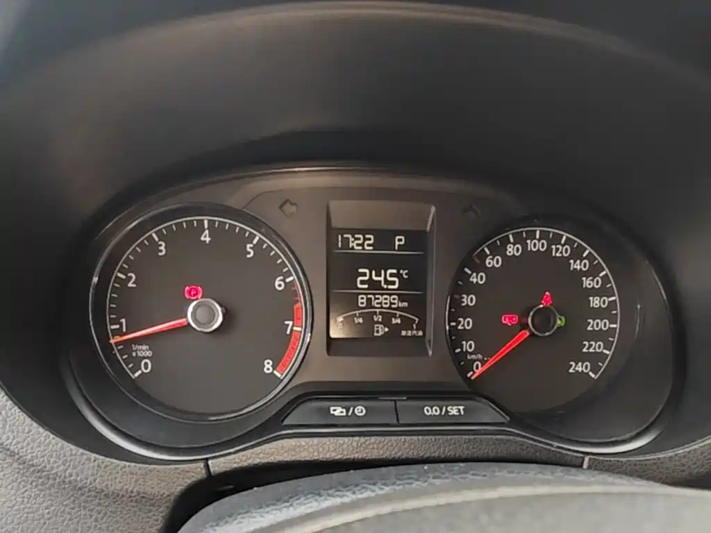 Volkswagen Polo — миниатюра 12