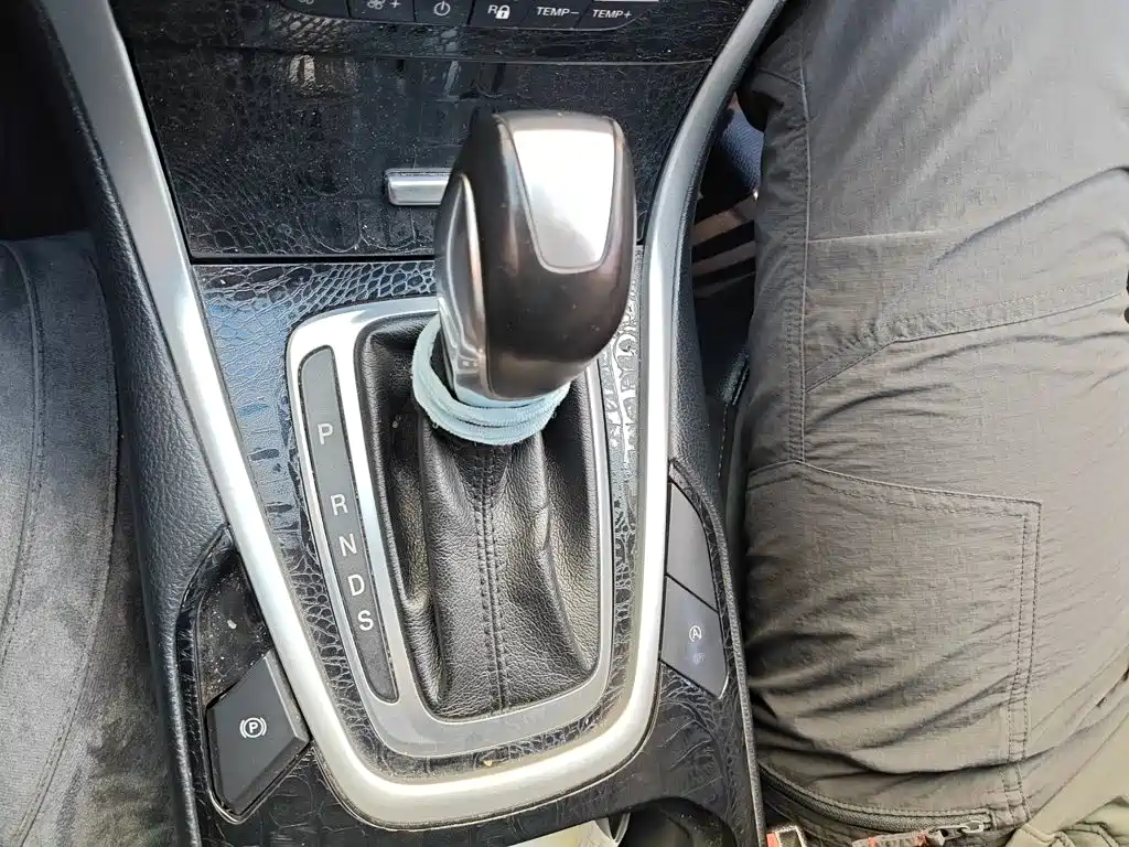 Ford Edge — миниатюра 15