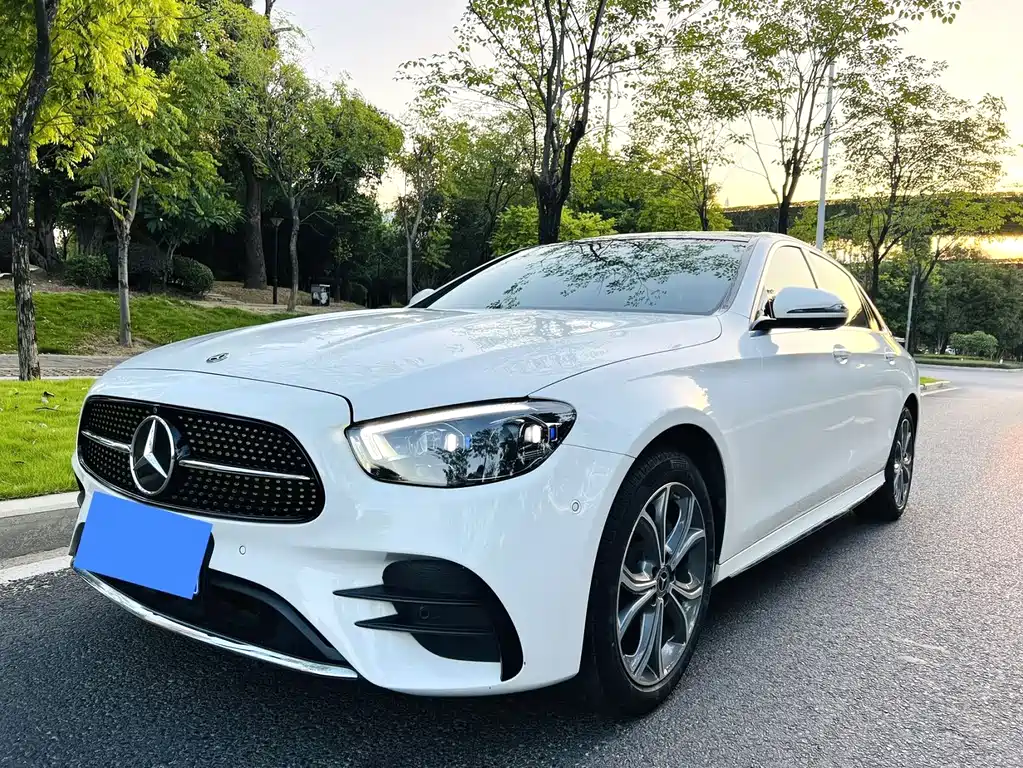Mercedes-Benz E-Class 2021