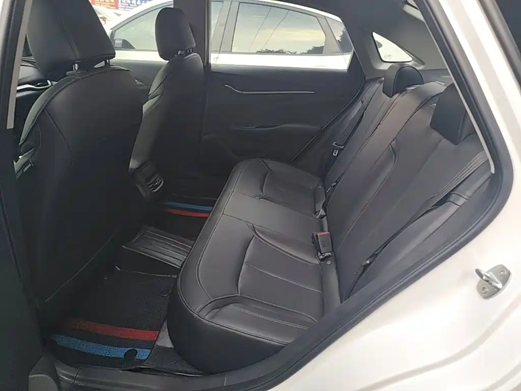 Buick Excelle — миниатюра 17