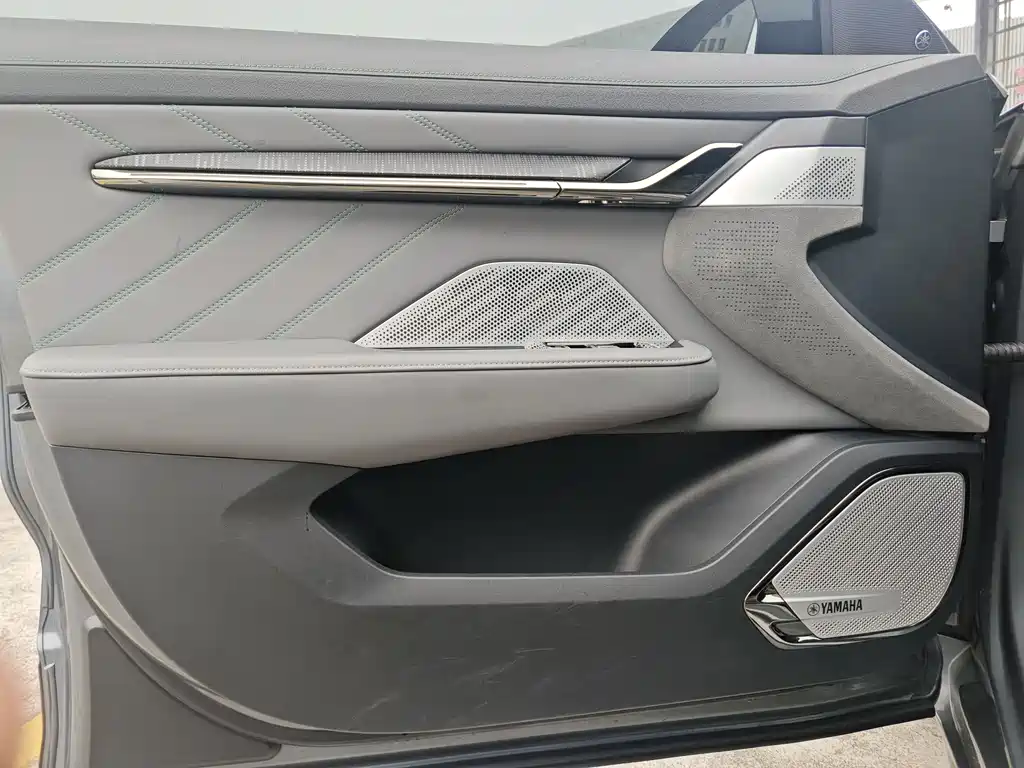 ZEEKR EXTREME KRYPTON 001