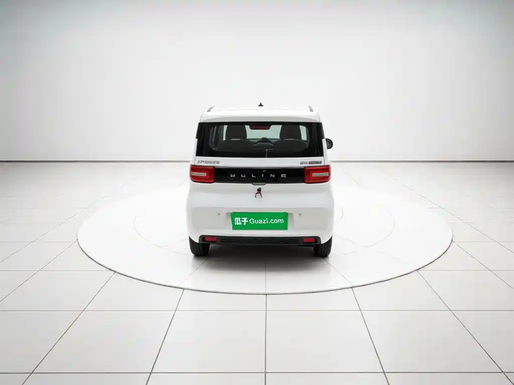 Wuling MINIEV — миниатюра 3
