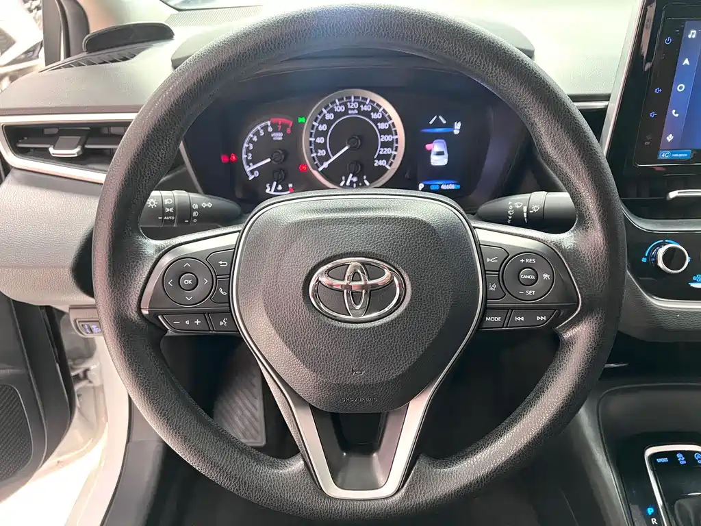 Toyota Corolla — миниатюра 8