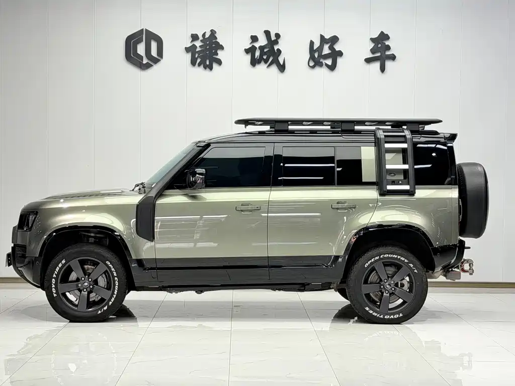 Land Rover Defender — миниатюра 4