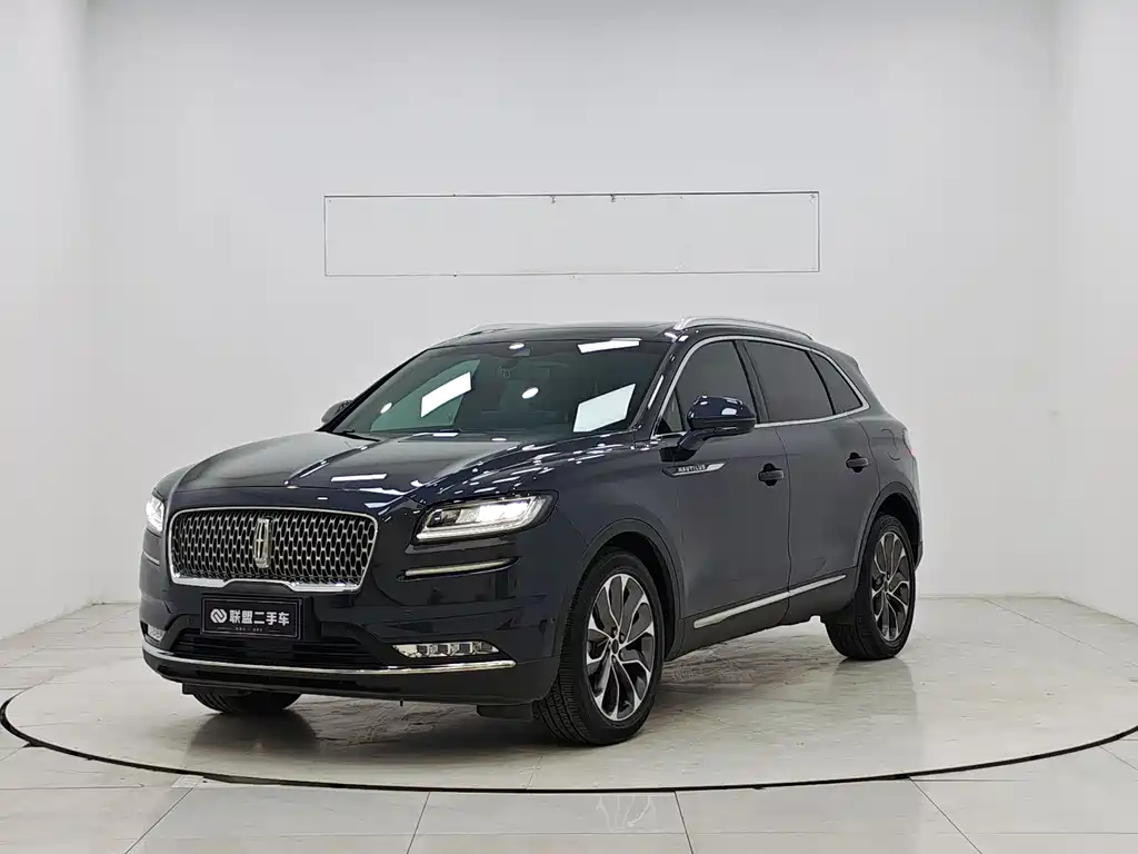 Lincoln Nautilus 2021 2.0T