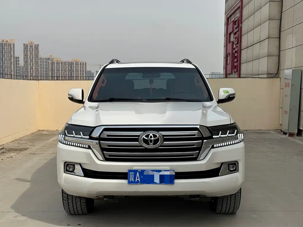 Toyota Land Cruiser — миниатюра 2