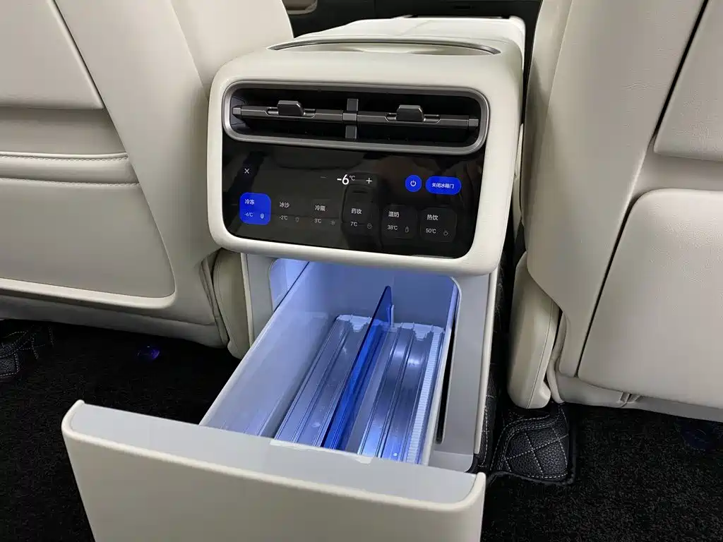 Li Auto Li L9 — миниатюра 23