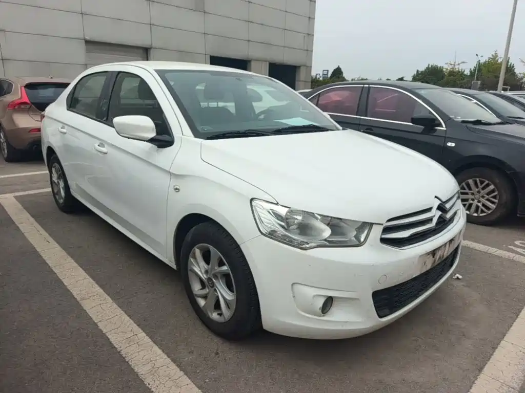 Citroen Elysee — миниатюра 4