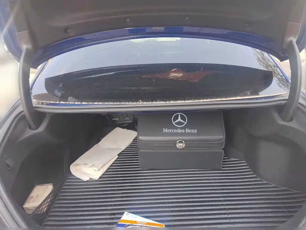 Mercedes-Benz C-Class — миниатюра 20
