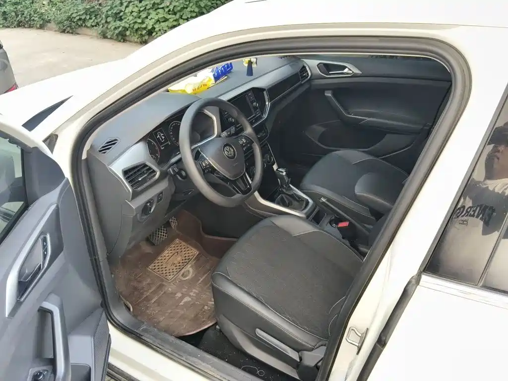 Volkswagen T-Cross — миниатюра 16