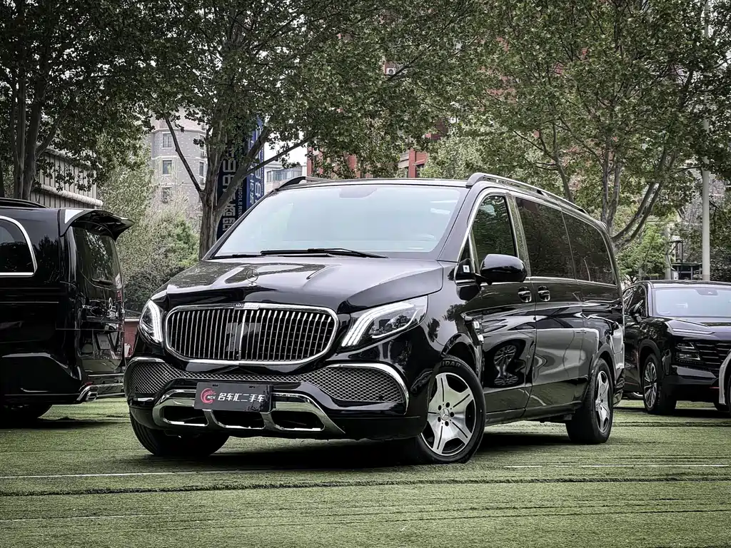 Mercedes-Benz Vito 2024