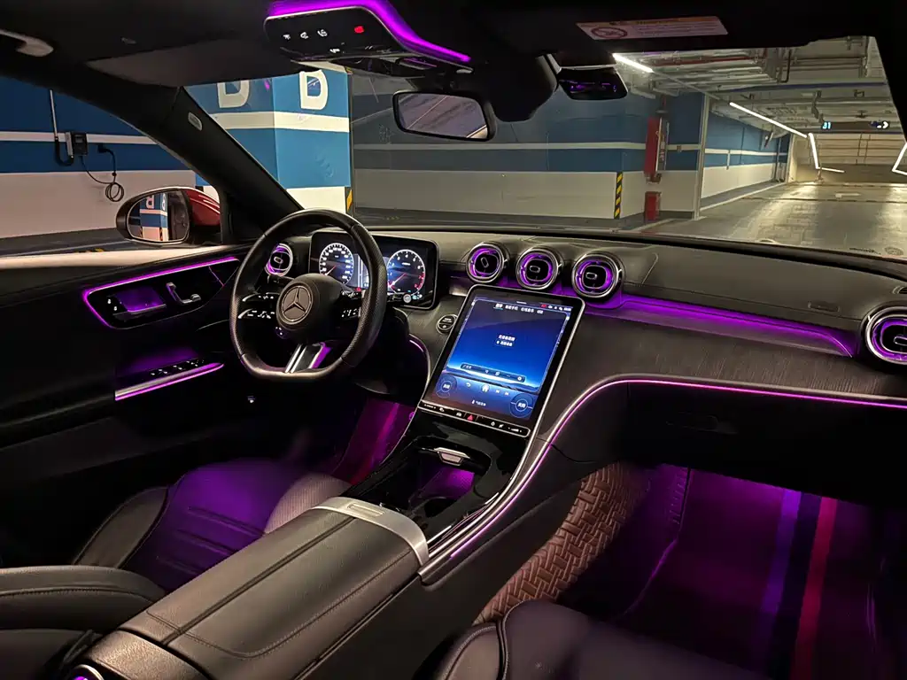 Mercedes-Benz C-Class — миниатюра 11
