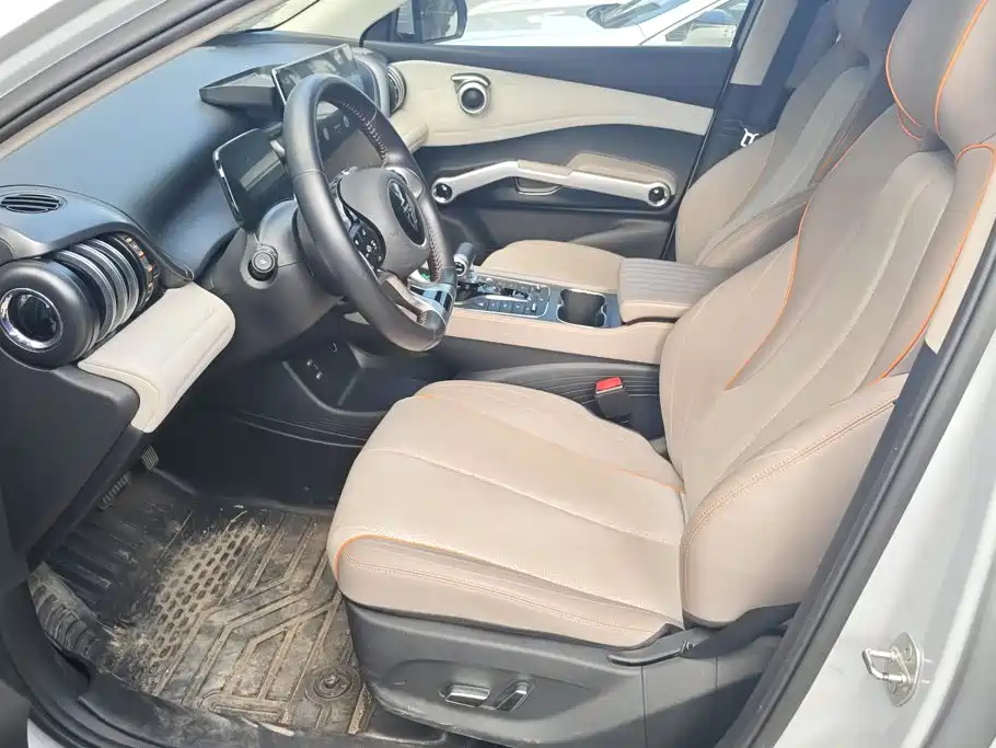 BYD Yuan Plus — миниатюра 9