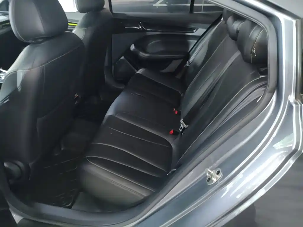 Roewe i5 — миниатюра 17