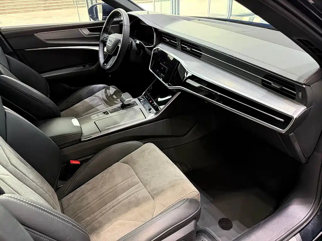 Audi A6L — миниатюра 5