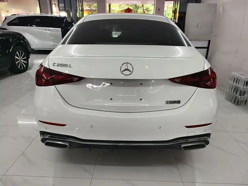 Mercedes-Benz C-Class — миниатюра 6