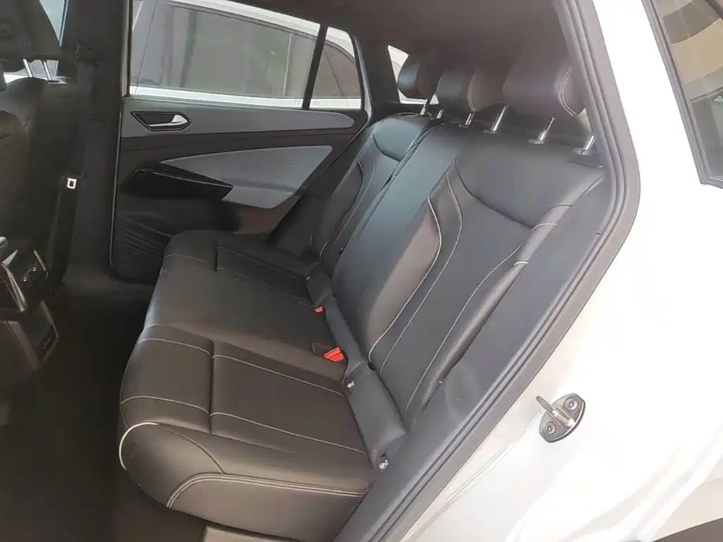 Volkswagen ID.4 X — миниатюра 17