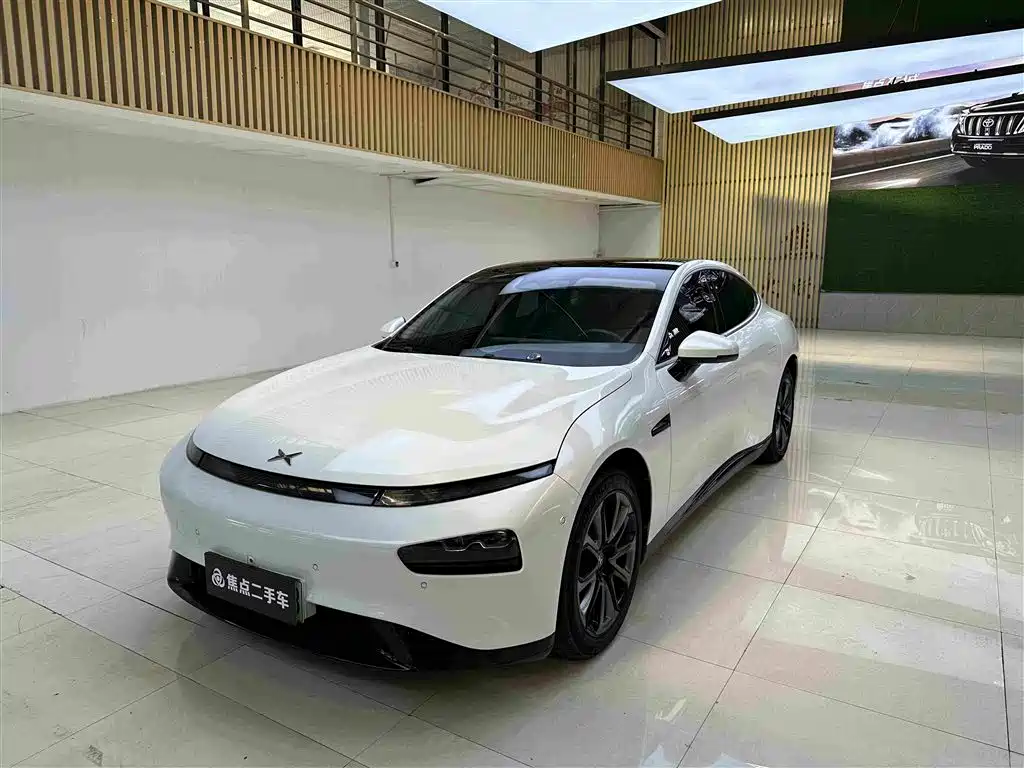 XPeng P7