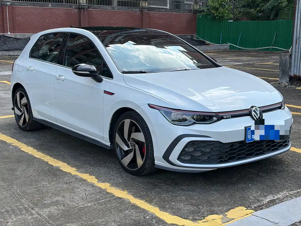 Volkswagen Golf GTI — миниатюра 3