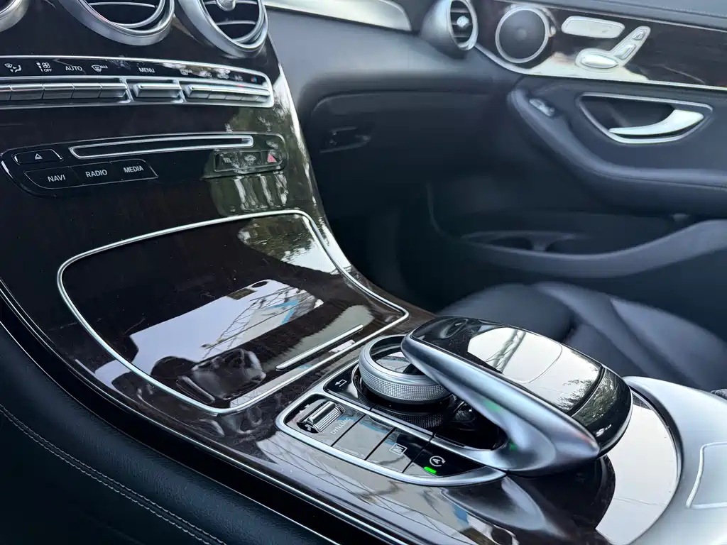 Mercedes-Benz GLC — миниатюра 18