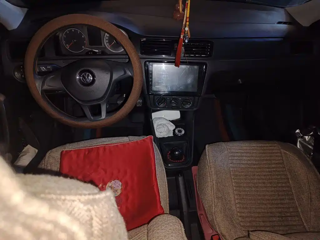 Volkswagen Santana — миниатюра 5