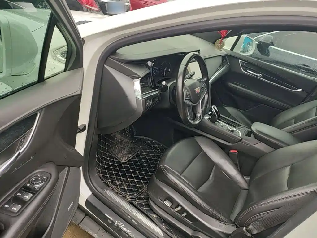 Cadillac XT5 — миниатюра 12