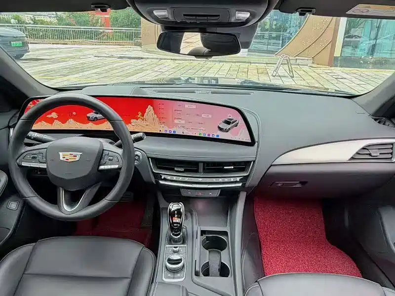 Cadillac CT5 — миниатюра 5