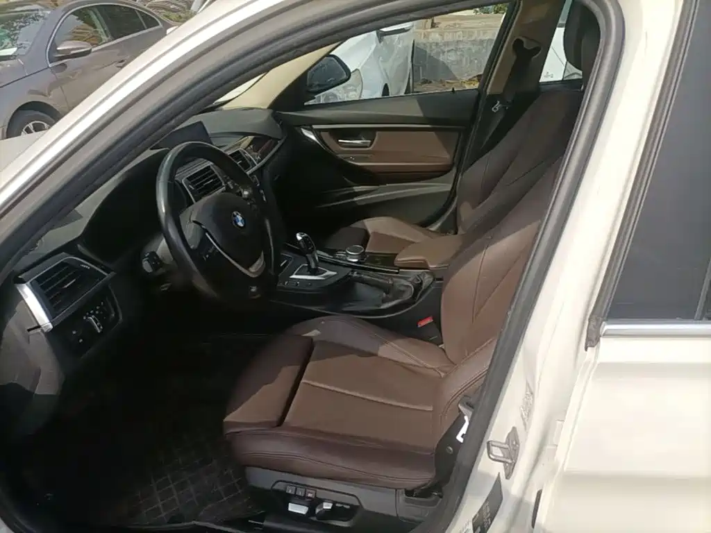 BMW 3 Series — миниатюра 15