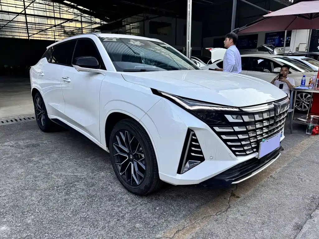 Changan UNI-Z — миниатюра 3
