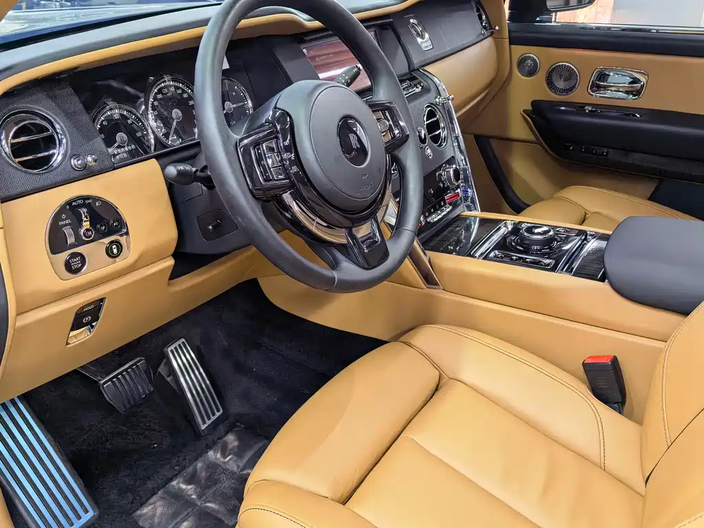 ROLLS-ROYCE CULLINAN