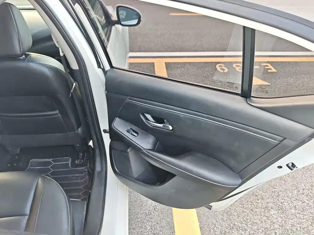 Nissan Sylphy — миниатюра 18