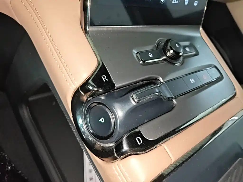 NIO ES6 — миниатюра 14