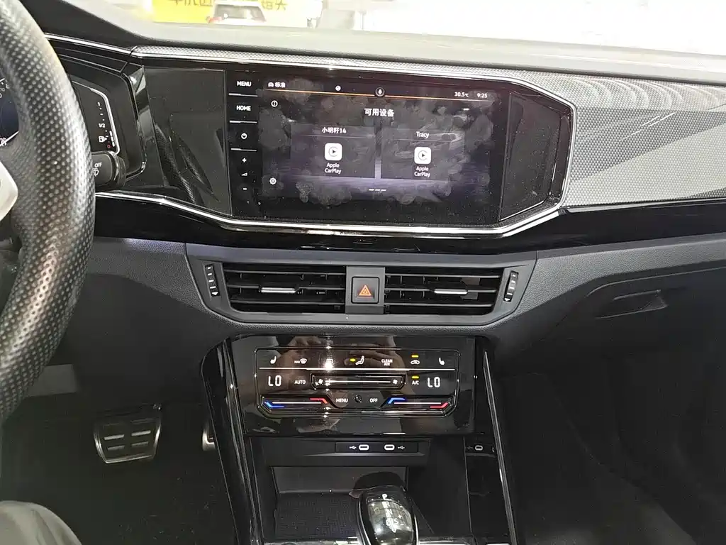 Volkswagen X — миниатюра 9
