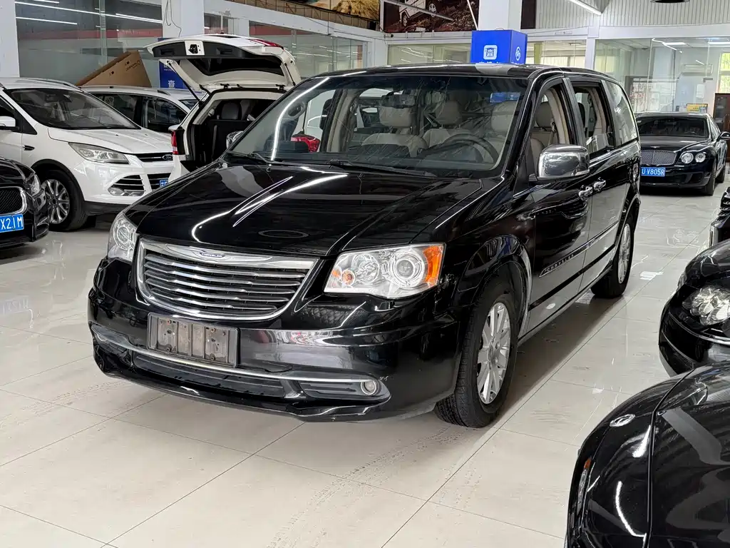 Chrysler Grand Voyager (Import) 2017