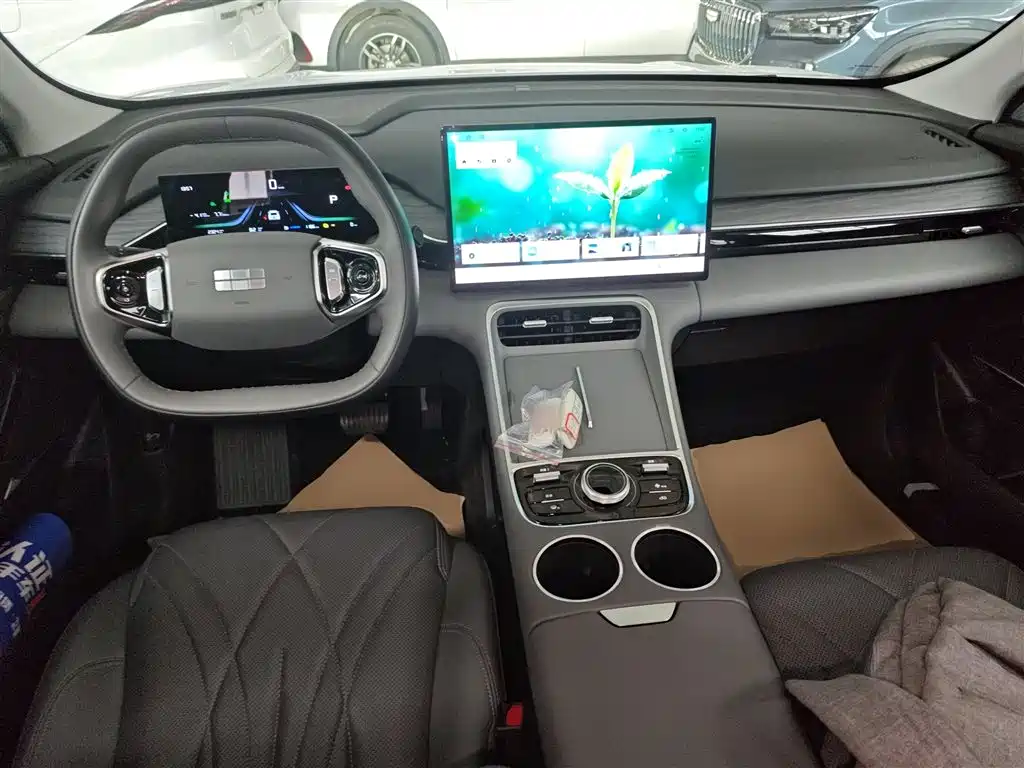 Geely Galaxy Galaxy L6 L6 2025 EM-i 60km