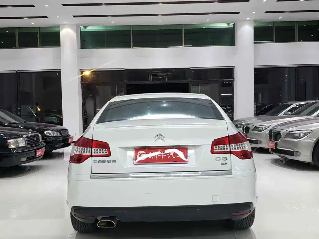 Citroen C5 2011 2.3L AT