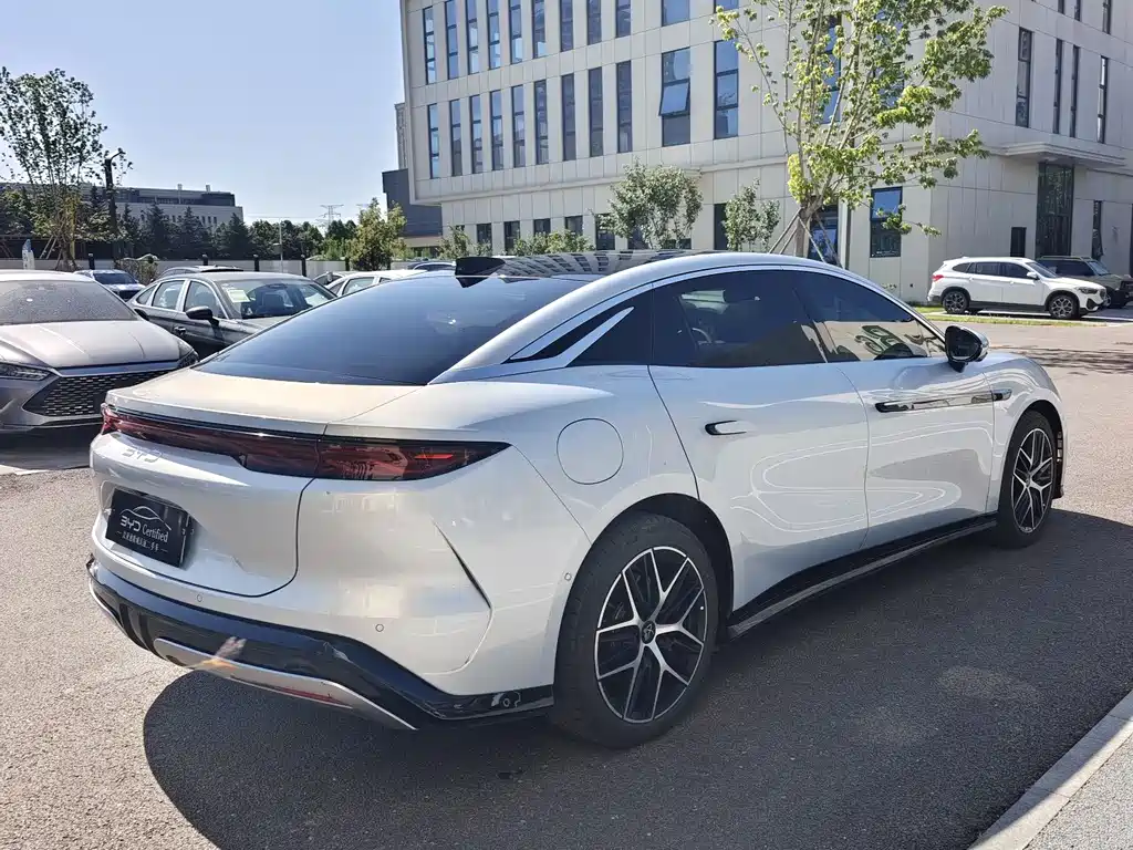 BYD Han L 2025 EV Flagship