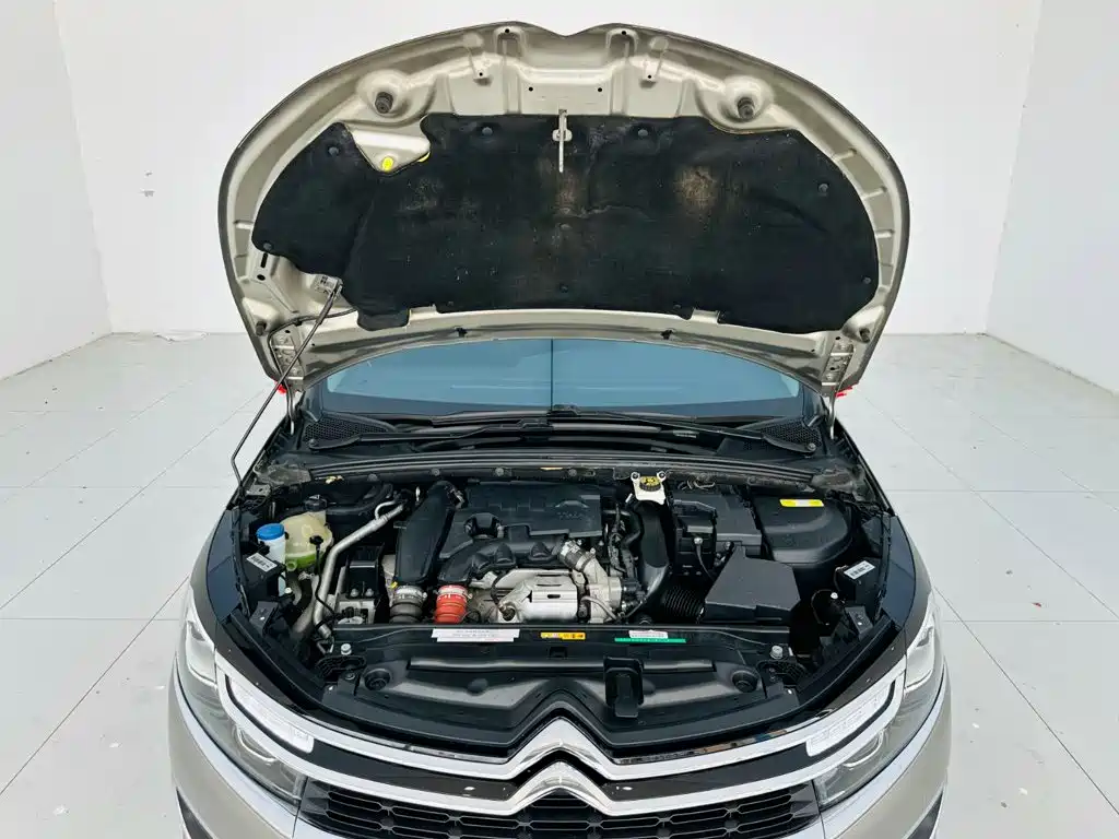 Citroen C4L — миниатюра 25
