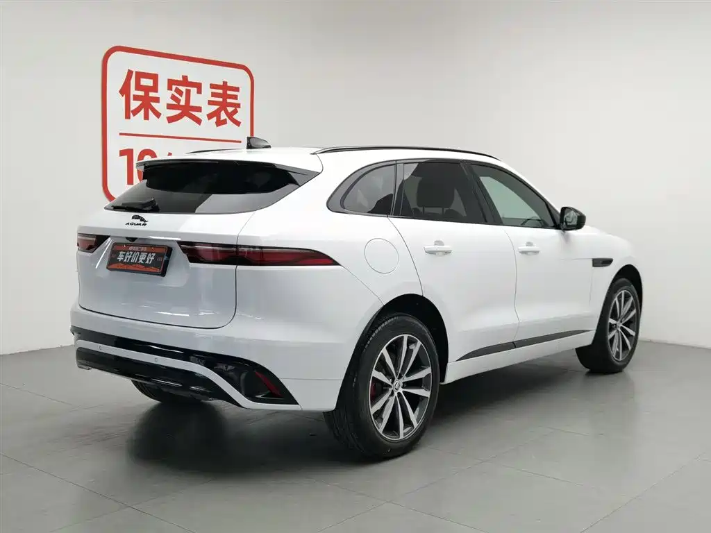 Jaguar F-Pace 2024 P250 R-Dynamic SE