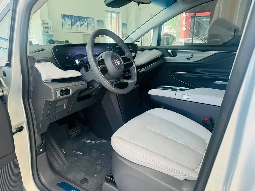 Buick GL8 2025 Smart