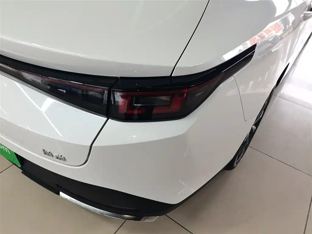 Changan Eado 2025 1.5T 500Bar Luxury