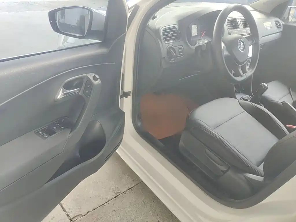 Volkswagen Polo — миниатюра 16