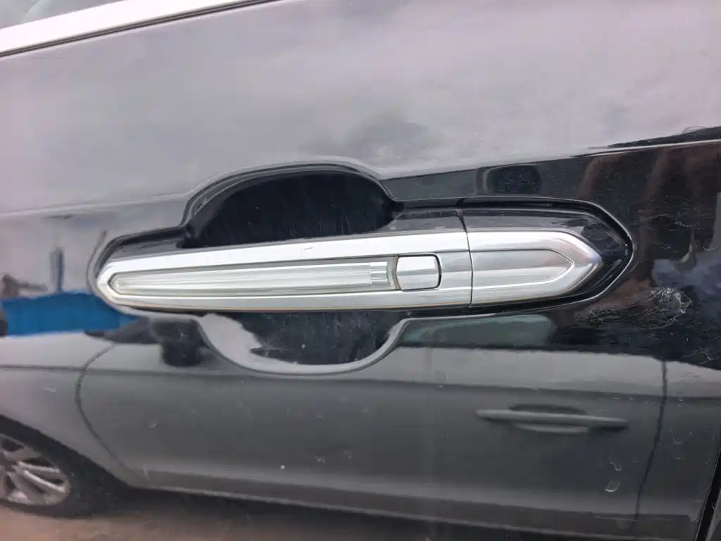 Cadillac XT4 — миниатюра 6