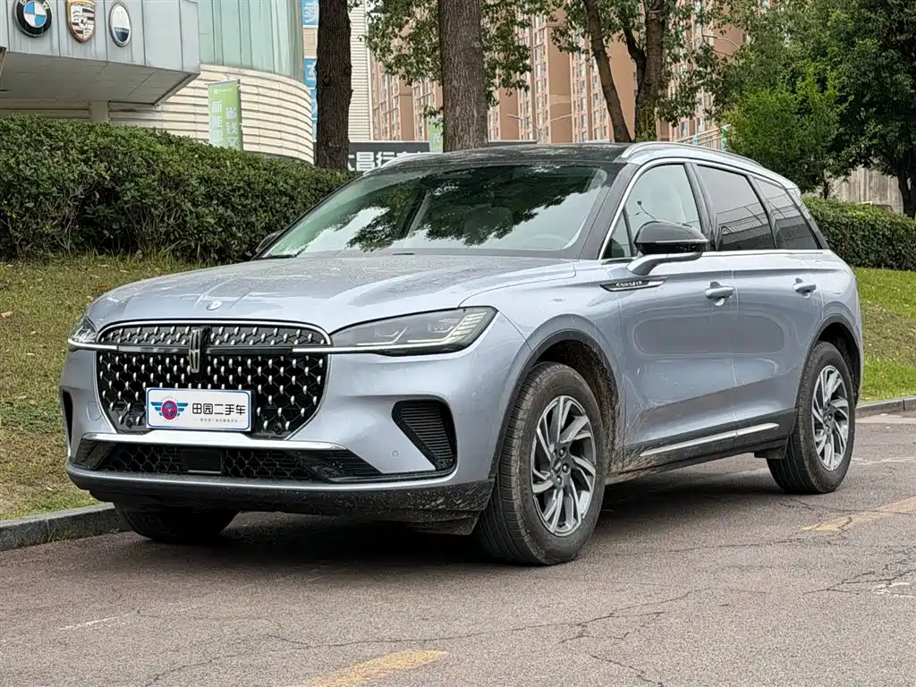 Купить Lincoln Corsair
