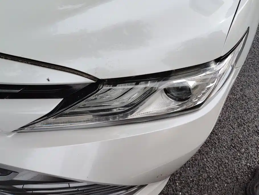 Toyota Camry — миниатюра 5