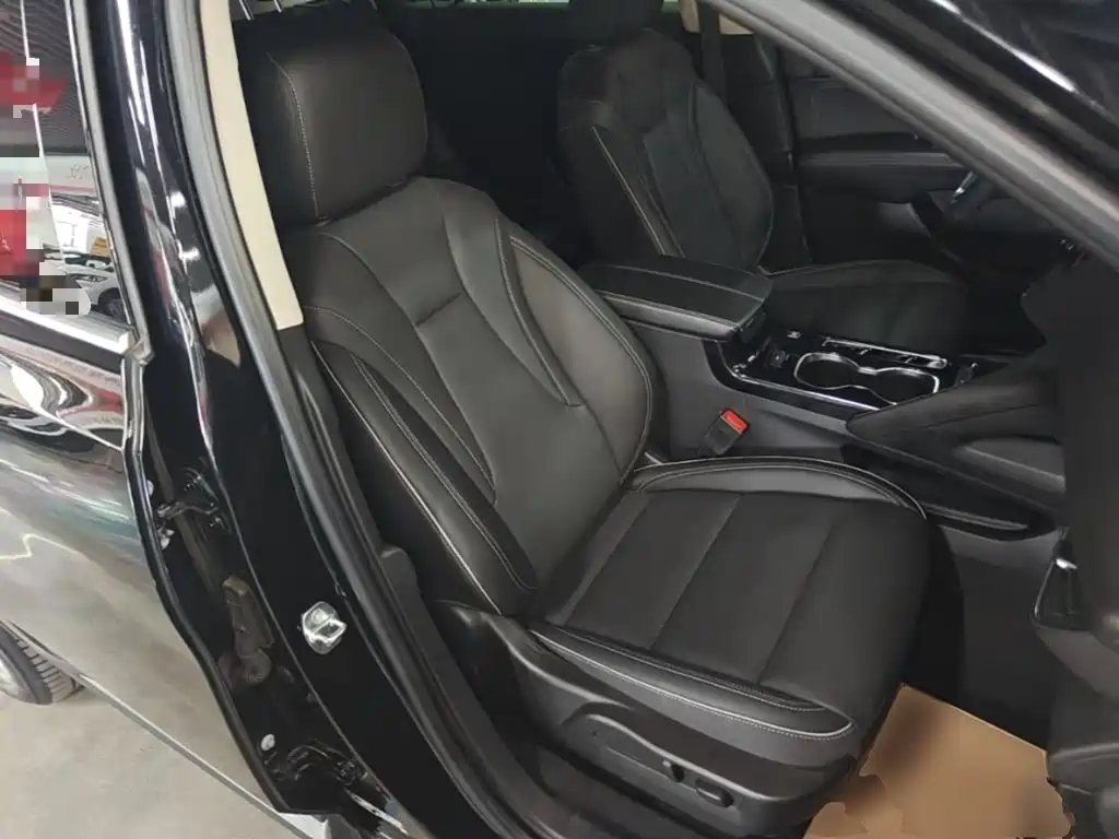 Buick Envision Plus — миниатюра 25